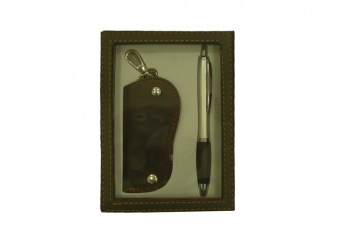 Conjunto porta-chaves e caneta castanha