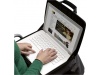 Bolsa para porttil de 13,3 polegadas com pegas Case Logic