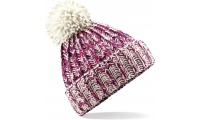 Gorro com pompom em malha em twist